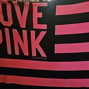 Victoria Secrets black and hot pink blanket, queen sz